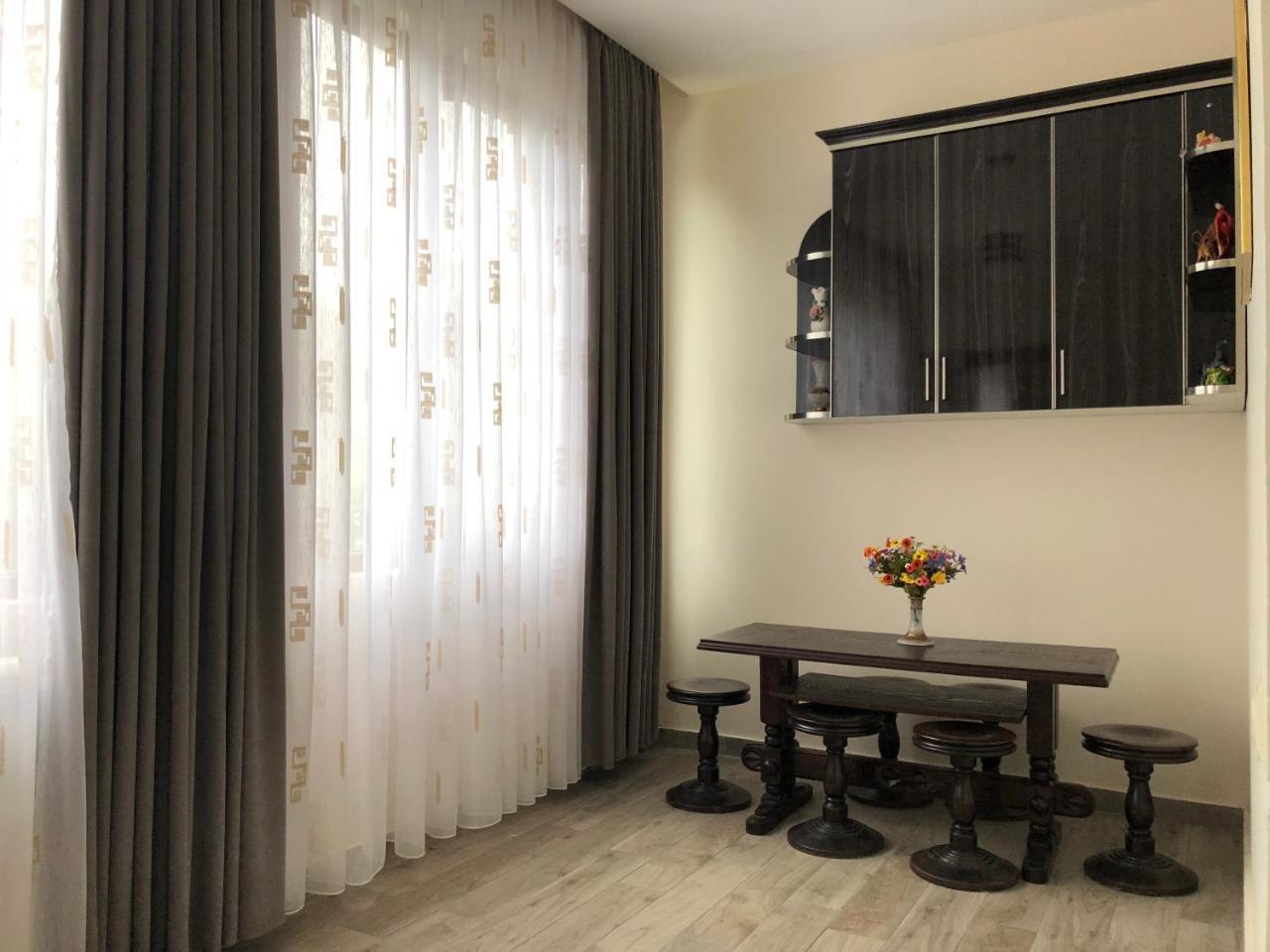 Temo Guest House 10 Batum Dış mekan fotoğraf