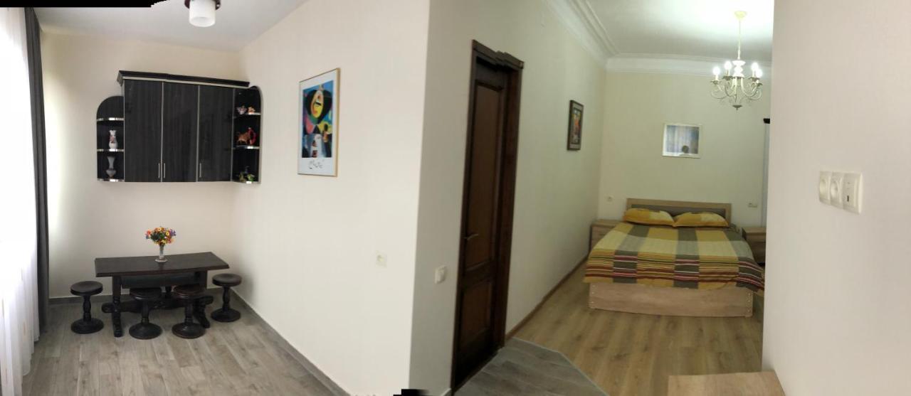 Temo Guest House 10 Batum Dış mekan fotoğraf