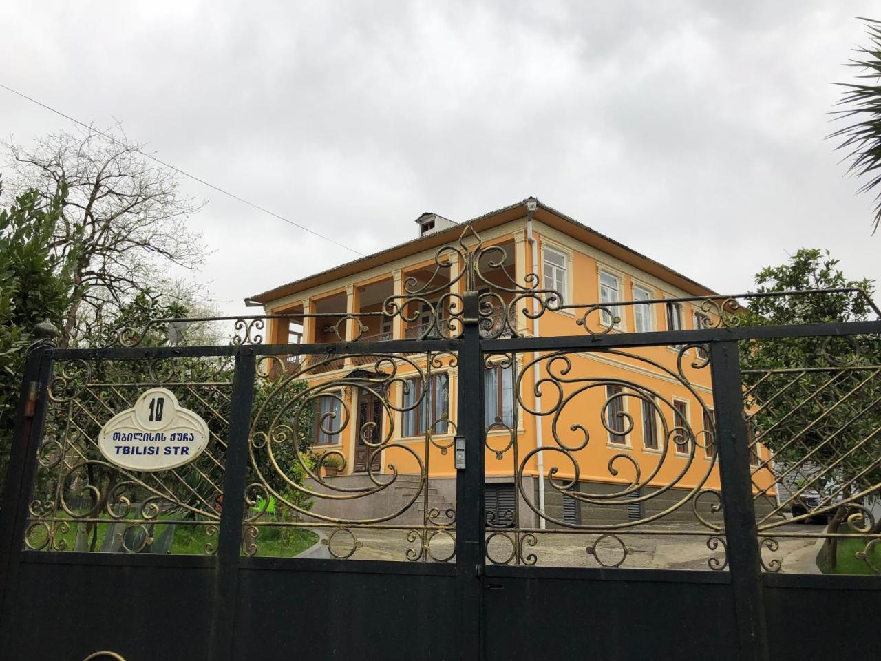 Temo Guest House 10 Batum Dış mekan fotoğraf