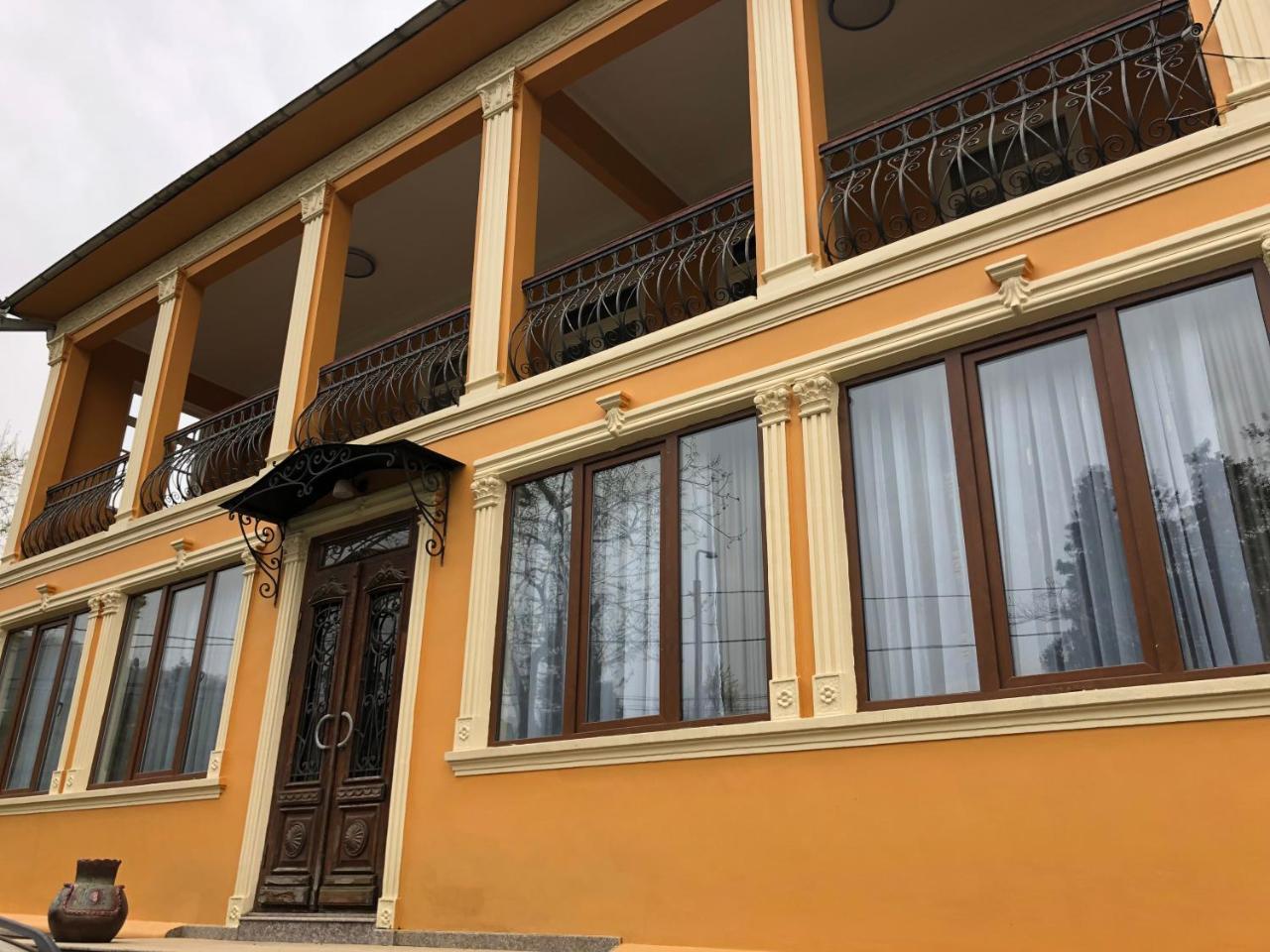 Temo Guest House 10 Batum Dış mekan fotoğraf